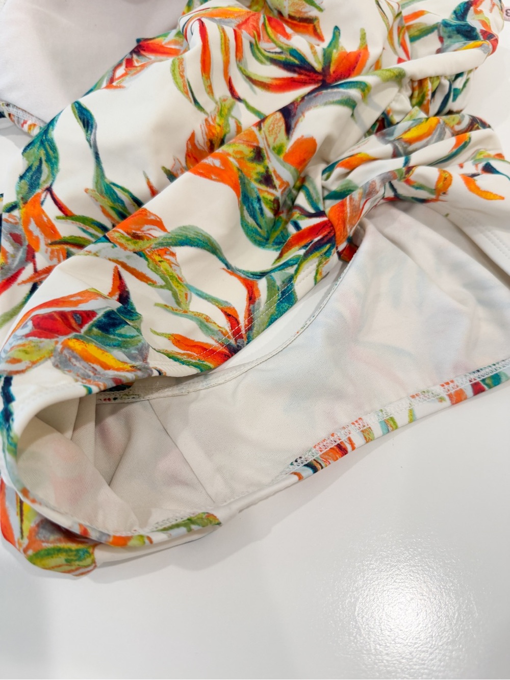 Ellen Tracy One Piece Swimsuit Ruched V Neck Tropical Palm Print Ivory Multi 14 - Picture 11 of 11